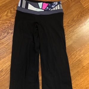 Lululemon cropped workout capris size 4